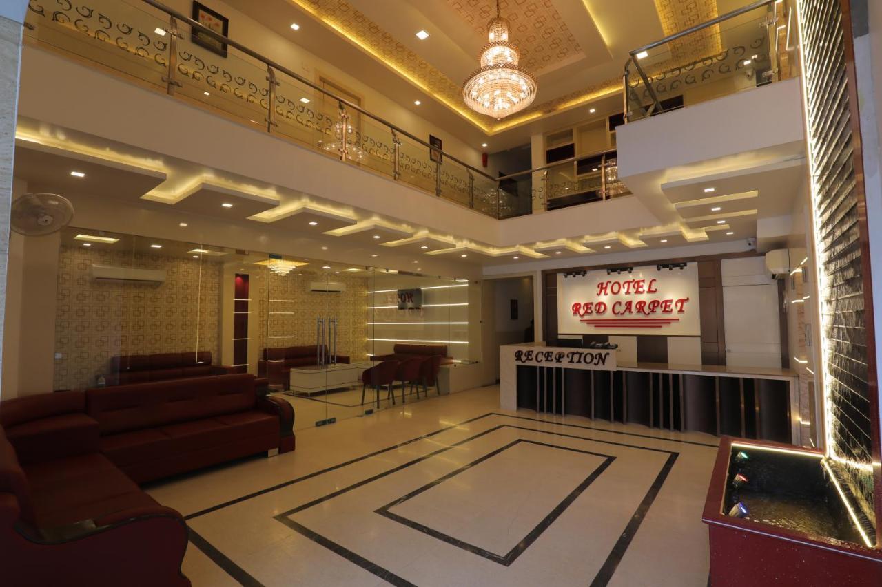 Hotel Sahib'S Red Carpet - The Family & Corporate Hotel Agra  Extérieur photo